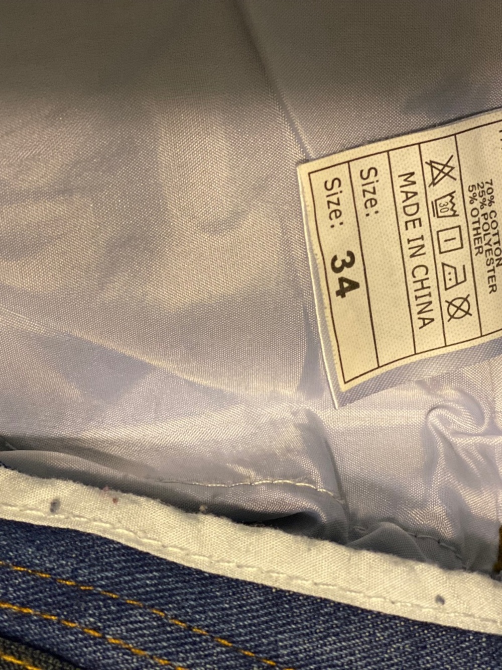 Jeans - Picture 6 of 6
